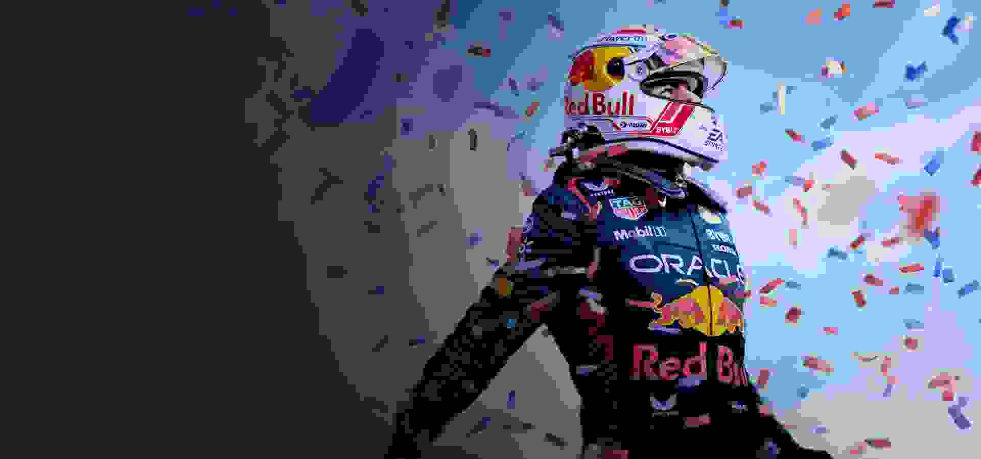 Imagem de fundo do produto Edição dos Campeões do F1® 24 - Xbox One e Series X|S