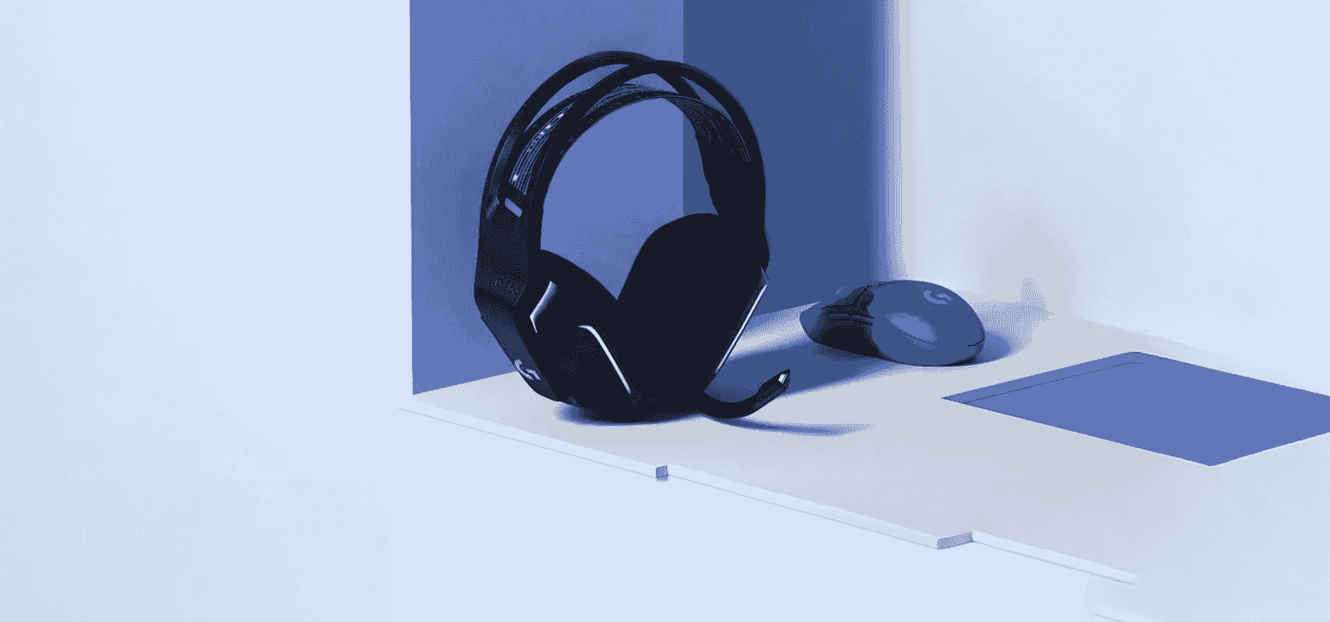 Imagem de fundo do produto Headset Gamer Sem Fio Logitech G733 7.1 Dolby Surround - Preto