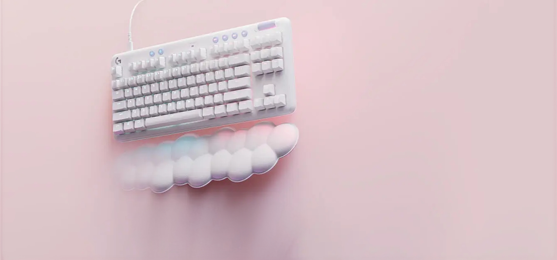Imagem de fundo do produto Teclado Mecânico Gamer sem fio Logitech G713 Lightspeed Switch Red Linear