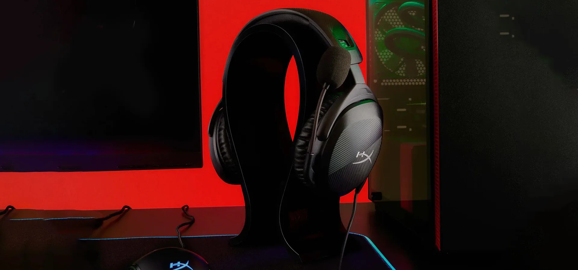 Imagem de fundo do produto Headset Gamer Com Fio - HyperX Cloud Stinger 2 (Preto)