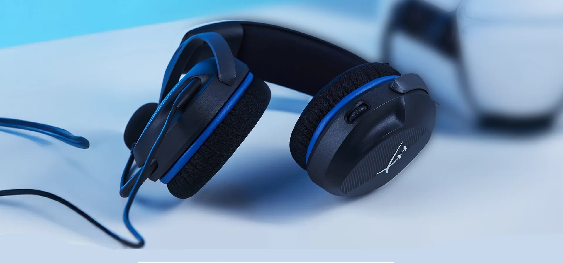 Imagem de fundo do produto Headset Gamer - HyperX Cloud Stinger 2 Core PlayStation (Preto)
