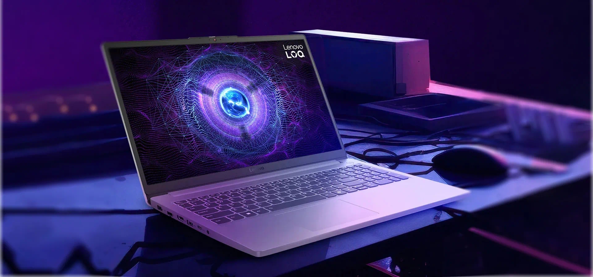 Imagem de fundo do produto Lenovo LOQ-e Intel Core i5-12450HX Windows 11 Pro 16GB 512GB SSD RTX 3050